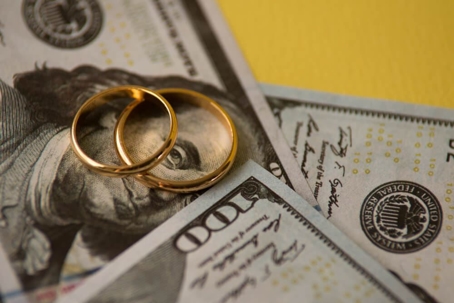 Common Divorce Expenses You Need to Prepare for